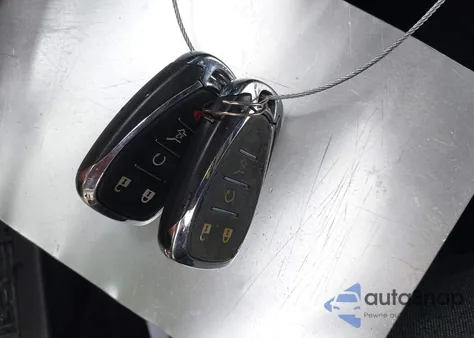 2020 Chevrolet Equinox Fwd 2Fl из США, поврежденный, VIN 2GNAXJEV1L6114313